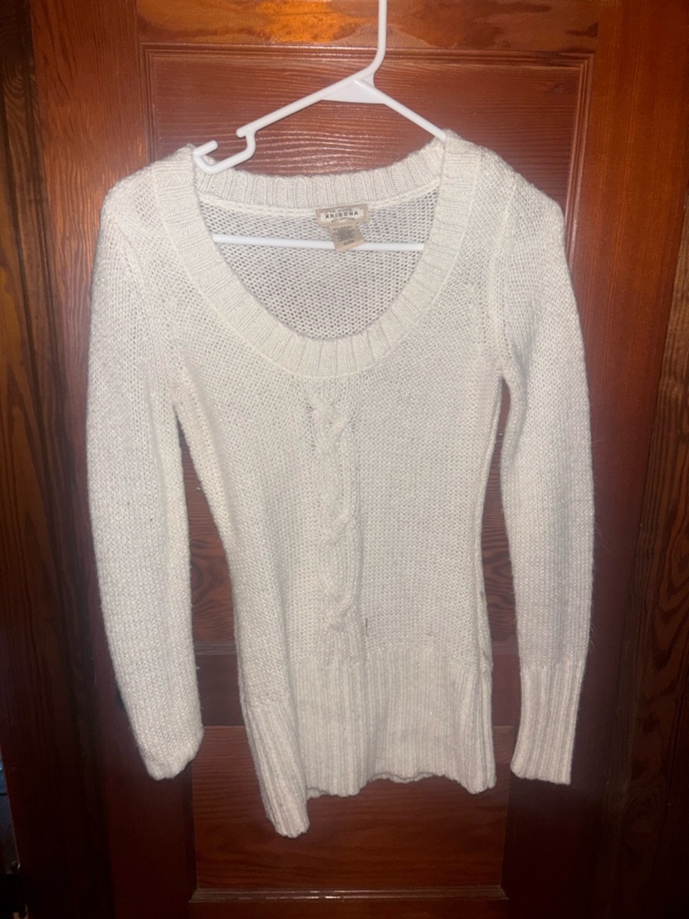 Arizona Jean Company Ivory Scoop Neck Cable Sweater